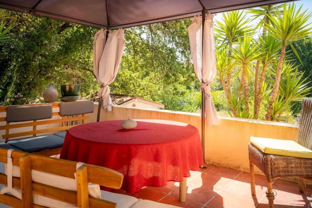 Villa Rhea Roquebrune-sur-Argens Exterior foto